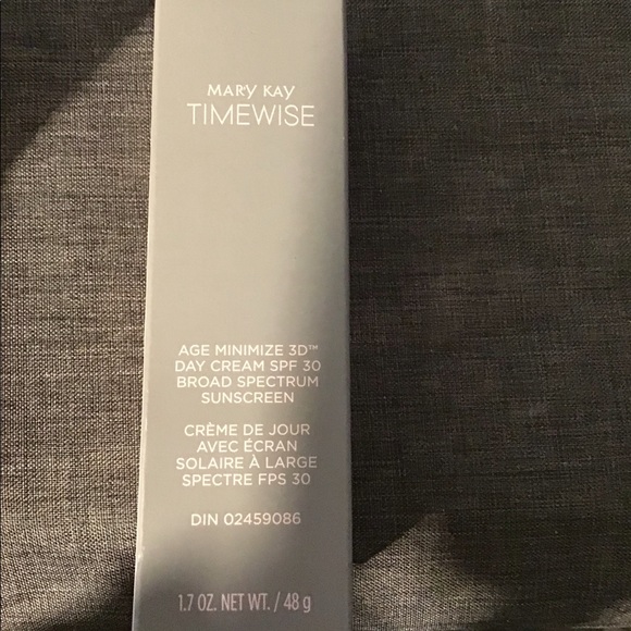 Mary Kay Combo - Picture 3 of 4